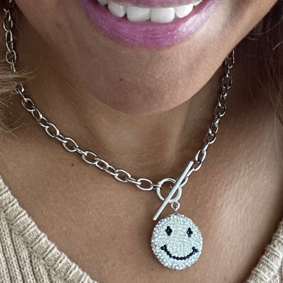 Embellished Smiley Face Tag Toggle Necklace - Picture 2 of 4